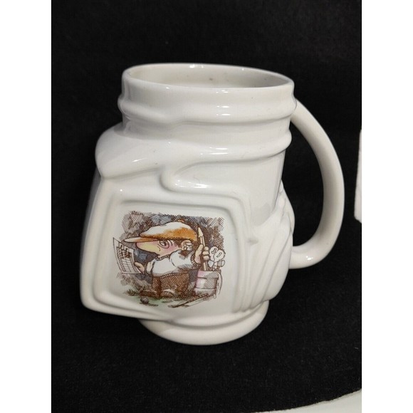 Vintage Golf coffee Mug MOST GOLFERS THE BEST WOOD IN THE BAG IS A PENCIL. Humor - Picture 1 of 6
